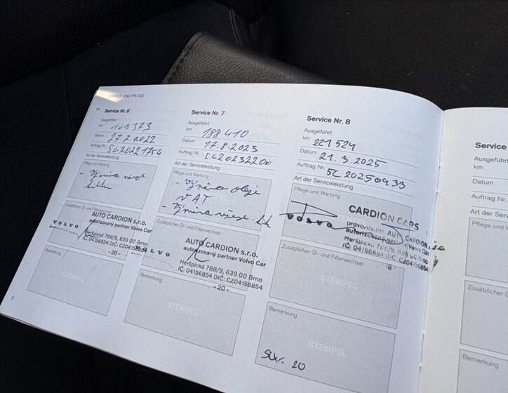 Volvo XC90 SUV / Terénní 2,0 l 173 kw