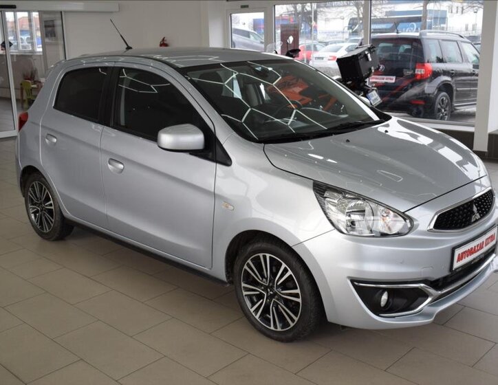 Mitsubishi Space Star 3