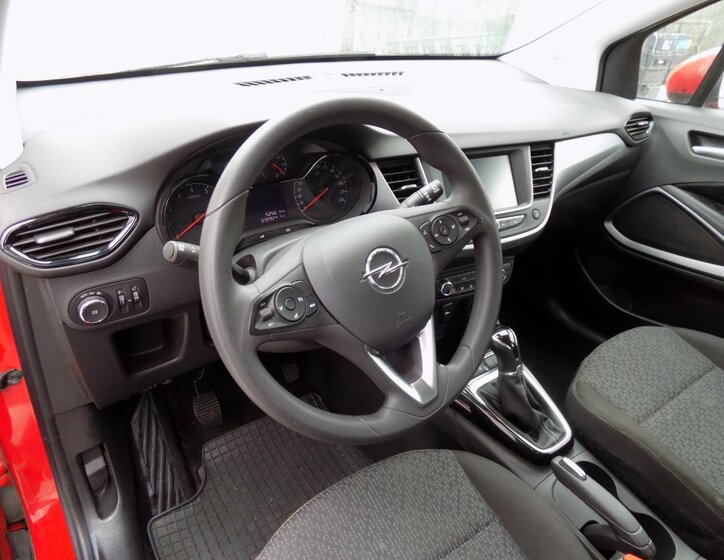 Opel Crossland X SUV 1,2 l 60 kw