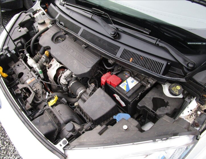 Ford Tourneo Courier 38