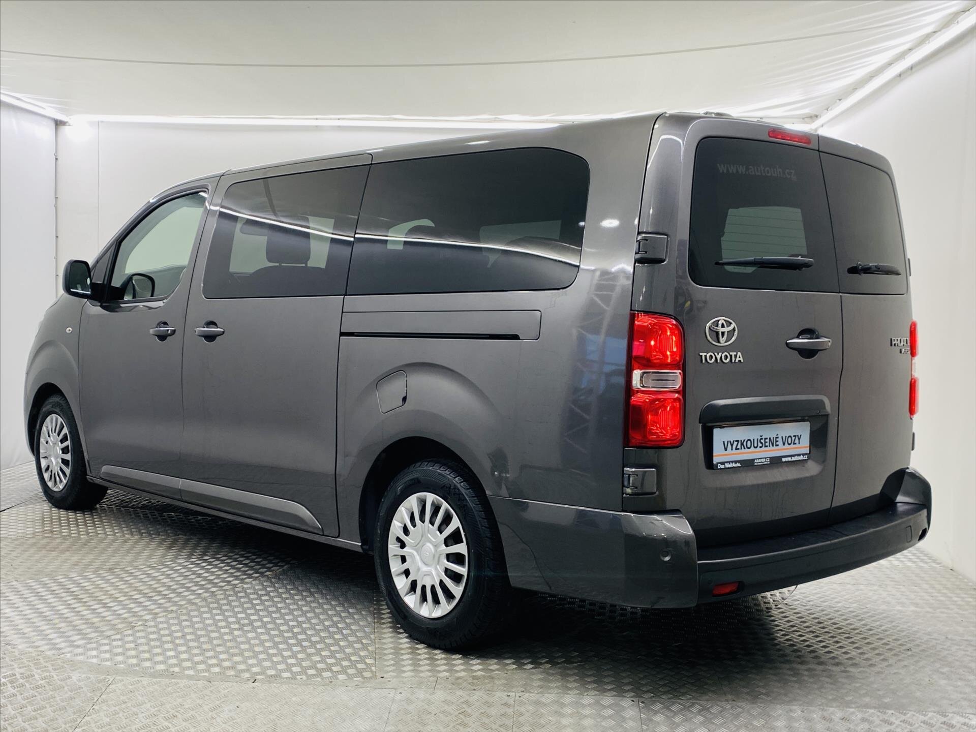 Toyota ProAce Verso Kombi 2,0 l 106 kw
