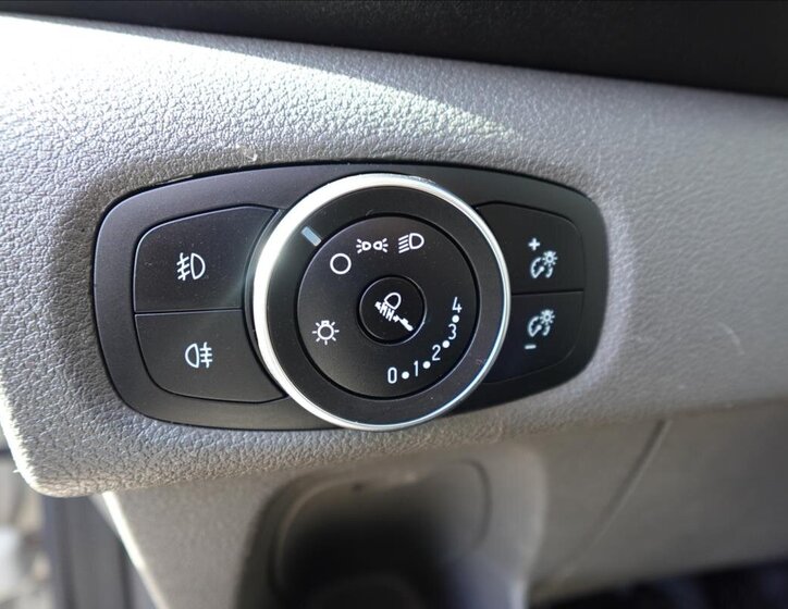 Ford Transit Custom Ostatní 2,0 l 96 kw