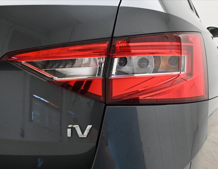 Škoda Superb Kombi 1,4 l 115 kw