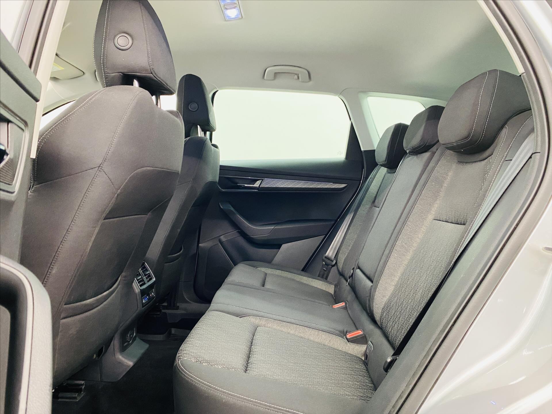 Škoda Karoq SUV / Terénní 1,5 l 110 kw