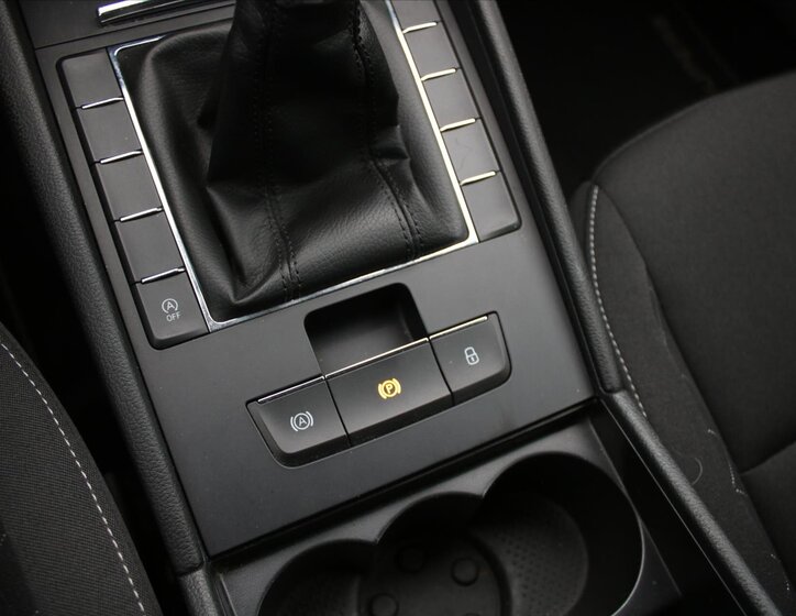 Škoda Superb Kombi 1,4 l 110 kw