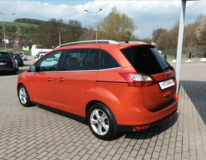 Ford Grand C-MAX MPV 2,0 l 103 kw