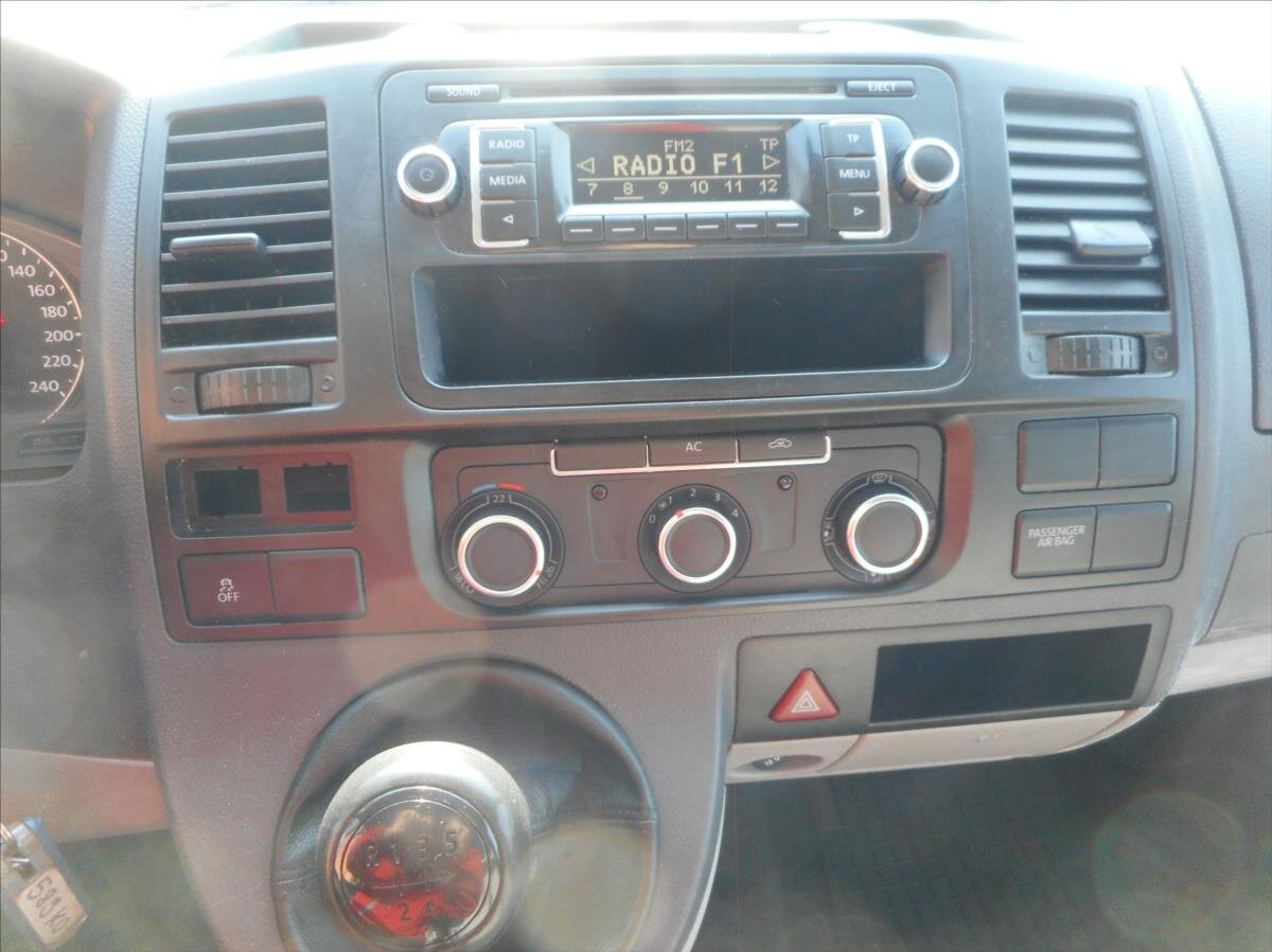 Volkswagen Transporter Valník 2,0 l 75 kw