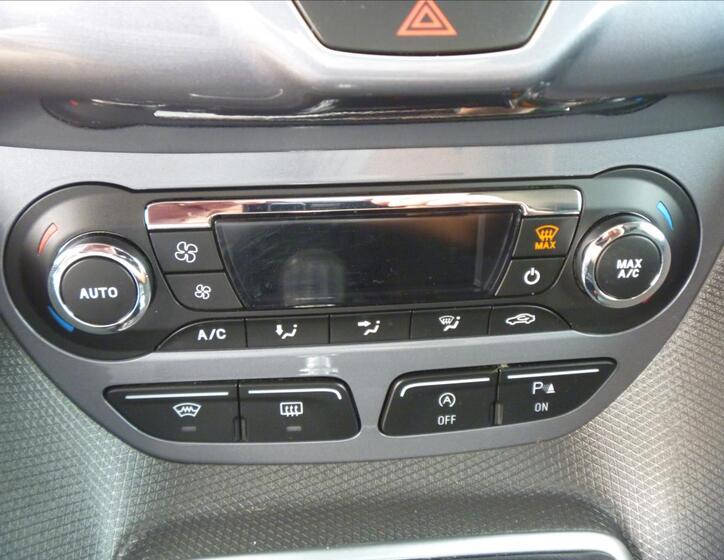 Ford Tourneo Connect MPV 1,5 l 88 kw