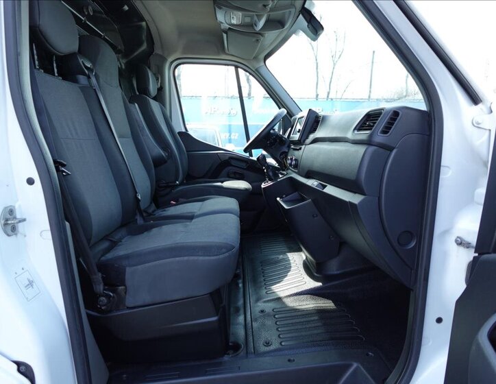 Renault Master Ostatní 2,3 l 107 kw