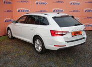 Škoda Superb Kombi 2,0 l 90 kw