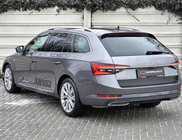 Škoda Superb Kombi 2,0 l 147 kw