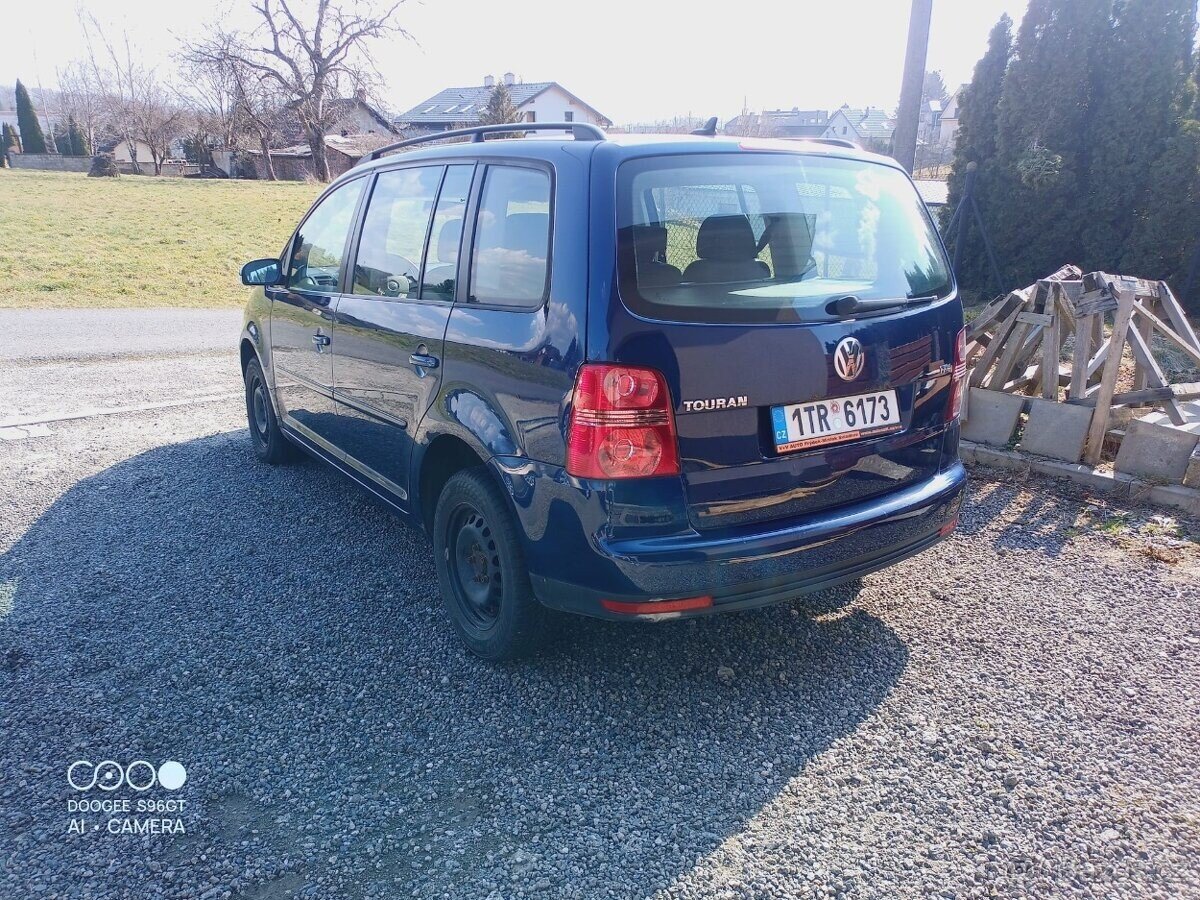 Volkswagen Touran VAN / Minibus 0,0 77 kw