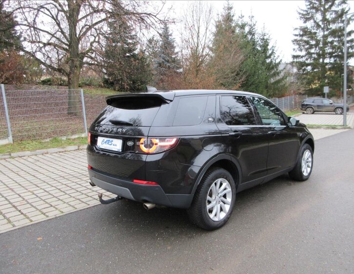 Land Rover Discovery Sport SUV 2,0 l 132 kw