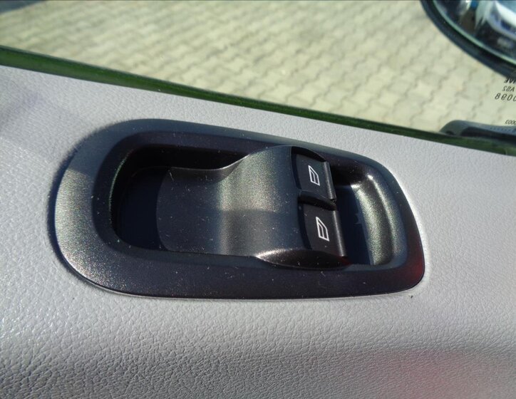 Ford Transit Ostatní 2,0 l 77 kw