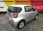 Toyota iQ Kupé 998,0 50 kw