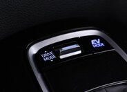 Toyota Corolla Sedan / Limuzína 1,8 l 90 kw