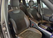 Mercedes-Benz GLB 12