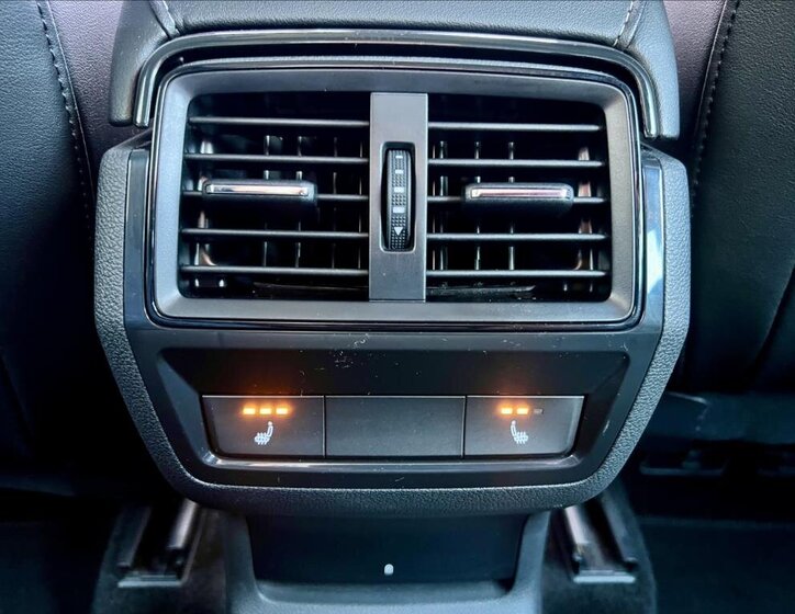 Škoda Karoq SUV / Terénní 2,0 l 140 kw