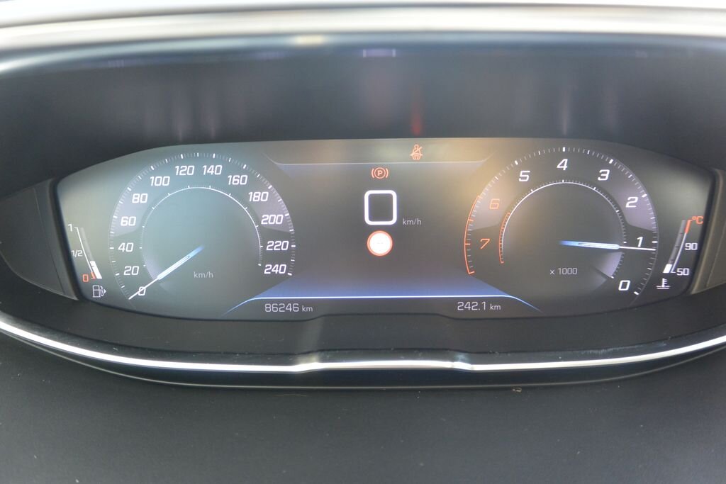 Peugeot 3008 SUV / Terénní 1,2 l 96 kw