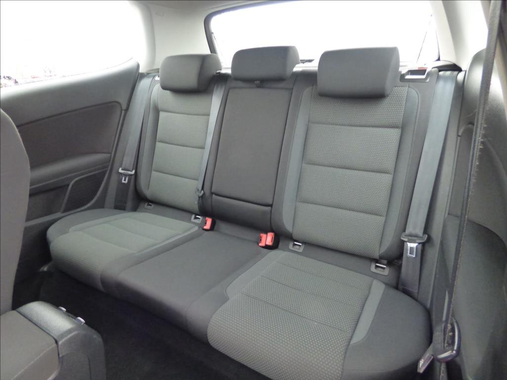 Volkswagen Golf Hatchback 1,4 l 59 kw