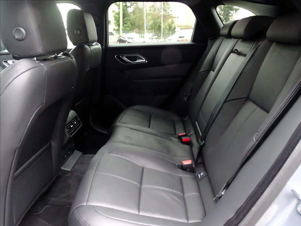 Land Rover Range Rover Velar SUV / Terénní 2,0 l 297 kw