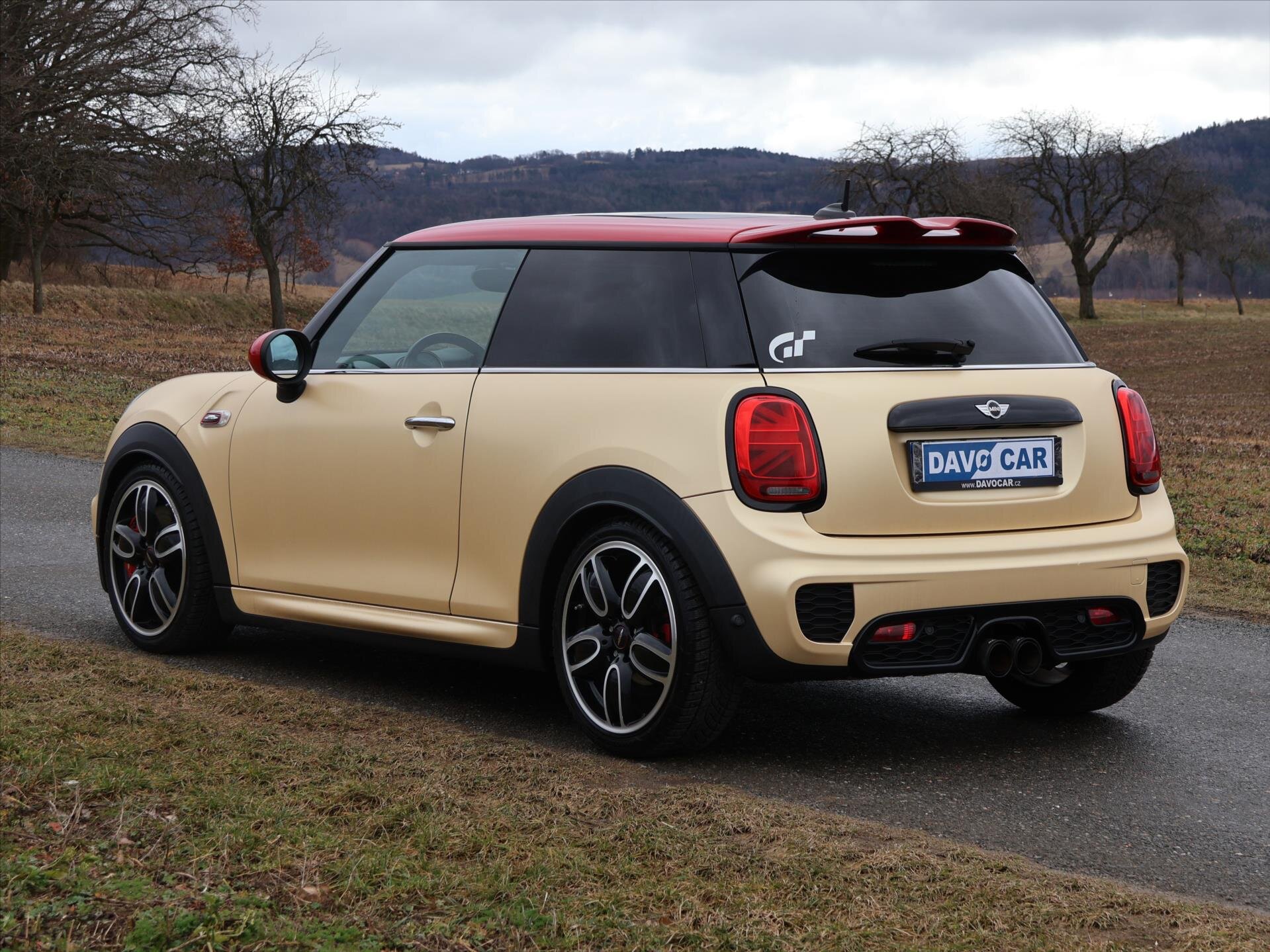 Mini Cooper Hatchback 2,0 l 170 kw