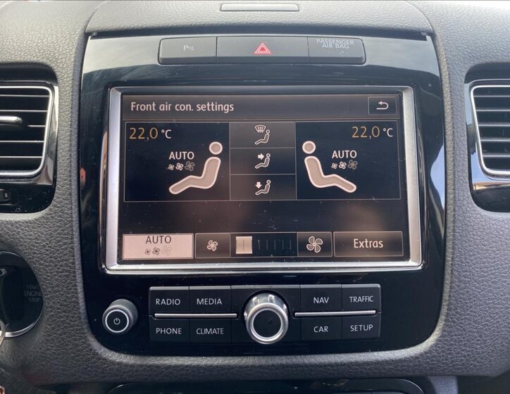 Volkswagen Touareg SUV / Terénní 3,0 l 176 kw