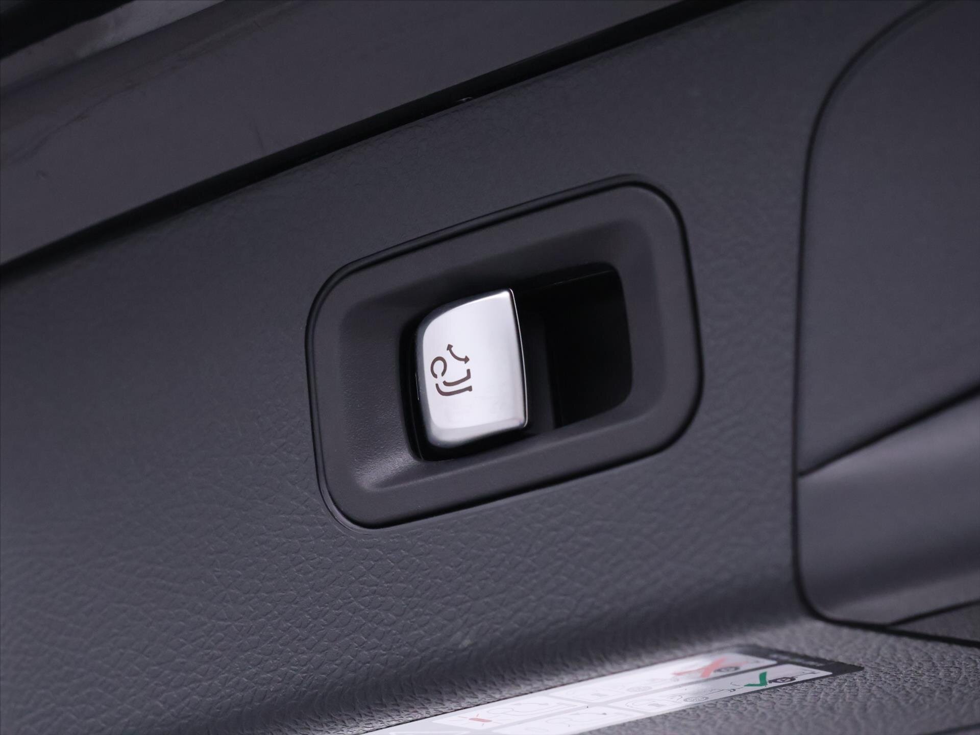 Mercedes-Benz GLC SUV / Terénní 3,0 l 190 kw