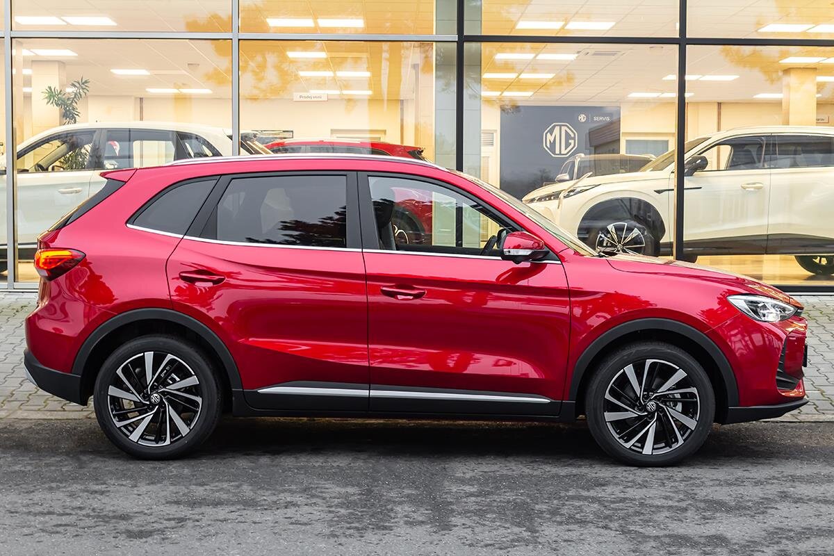 MG ZS SUV / Terénní 1,5 l 145 kw