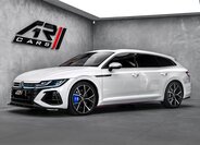 Volkswagen Arteon Kombi 2,0 l 235 kw