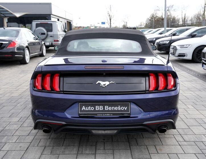Ford Mustang 5