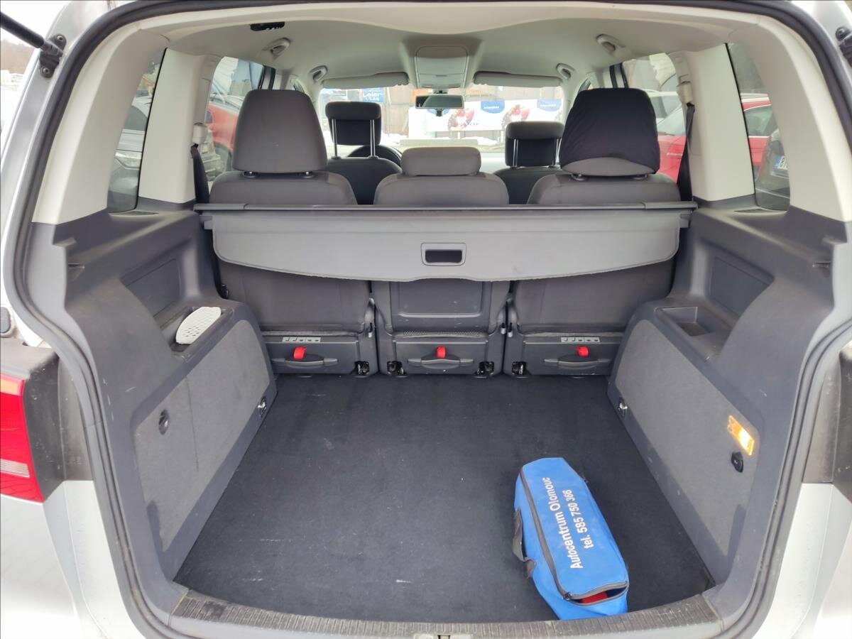 Volkswagen Touran Kombi 2,0 l 103 kw