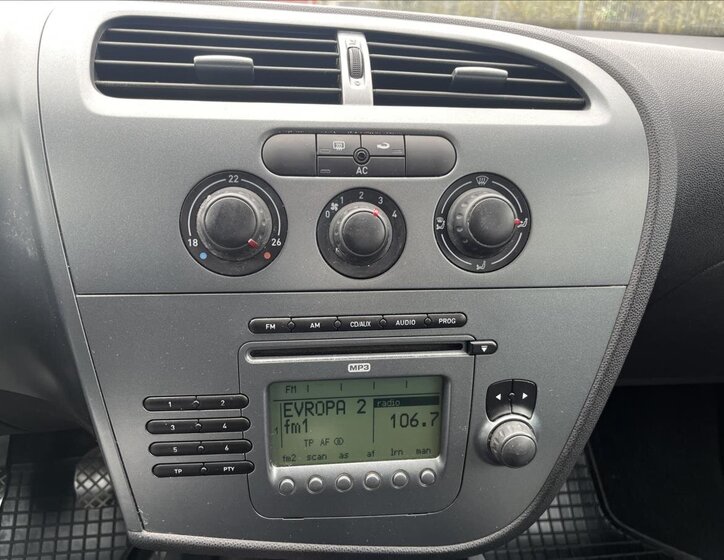 Seat Leon Hatchback 1,4 l 63 kw