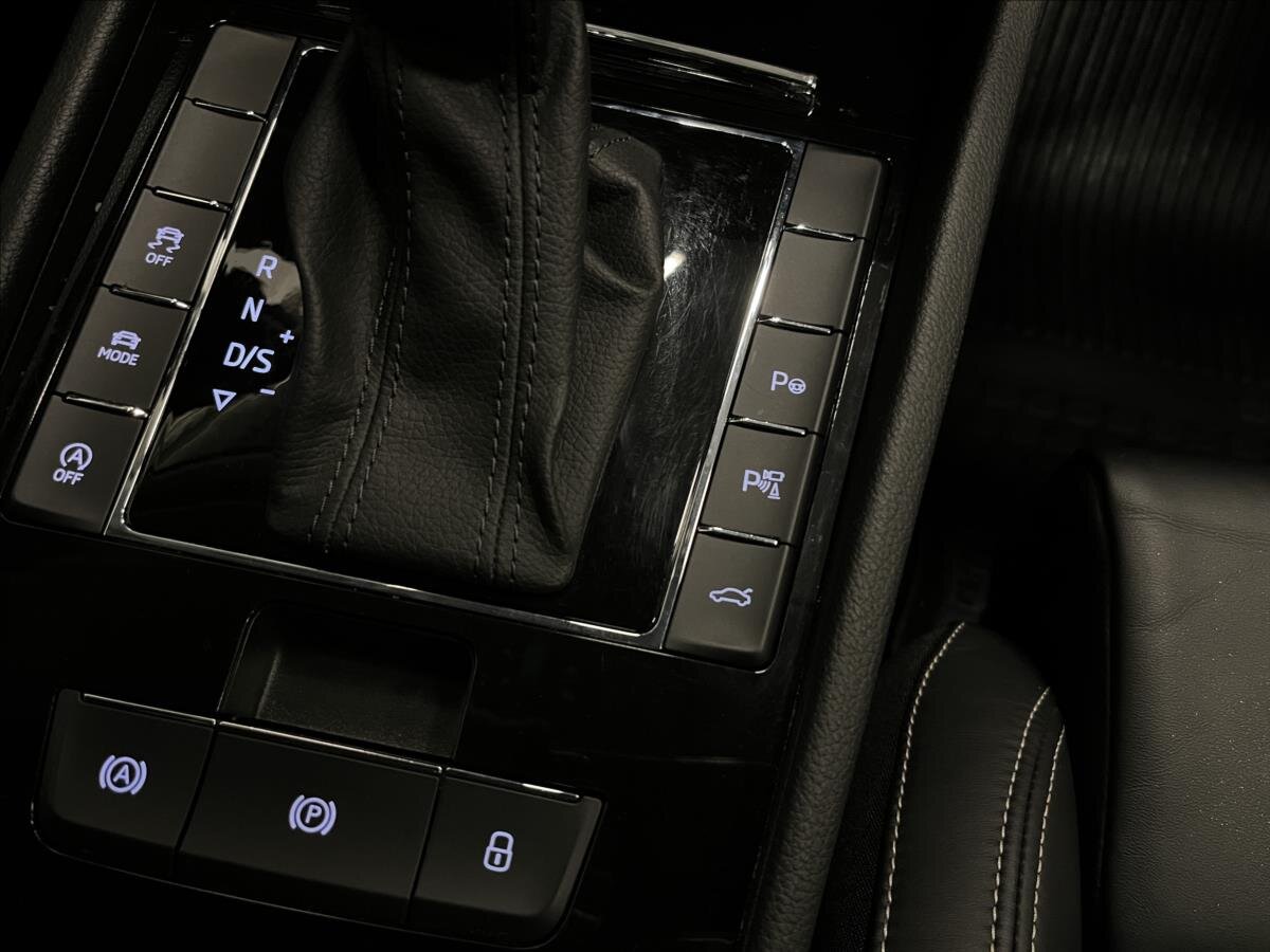 Škoda Superb Kombi 2,0 l 140 kw