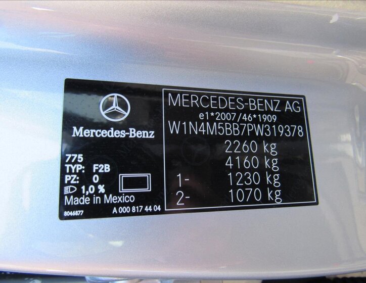 Mercedes-Benz GLB Kombi 2,0 l 225 kw