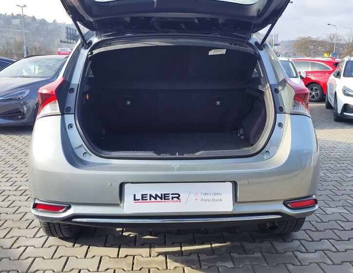 Toyota Auris Hatchback 1,6 l 97 kw