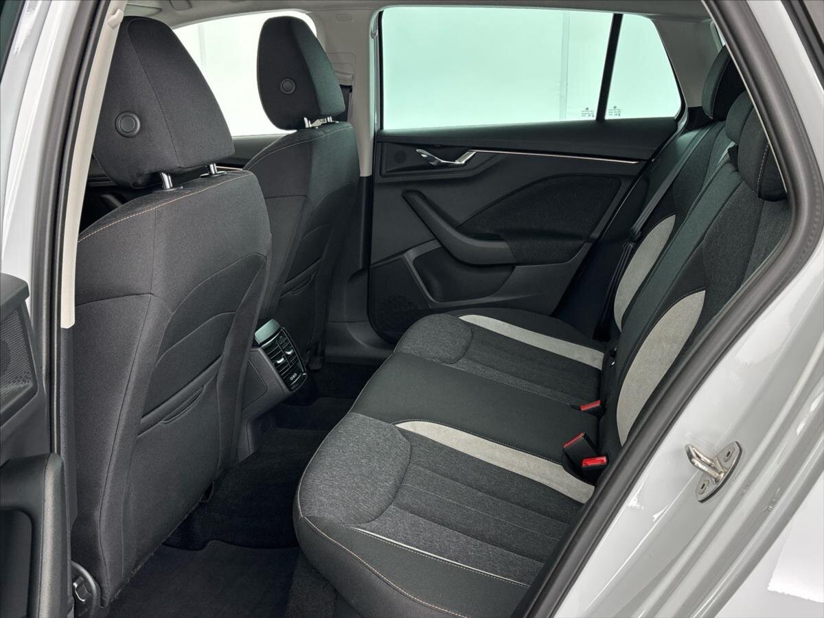 Škoda Scala Hatchback 1,5 l 110 kw