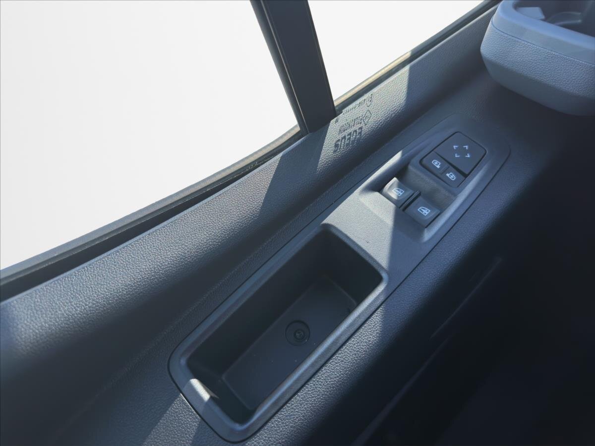 Nissan Interstar Skříň 2,0 l 110 kw