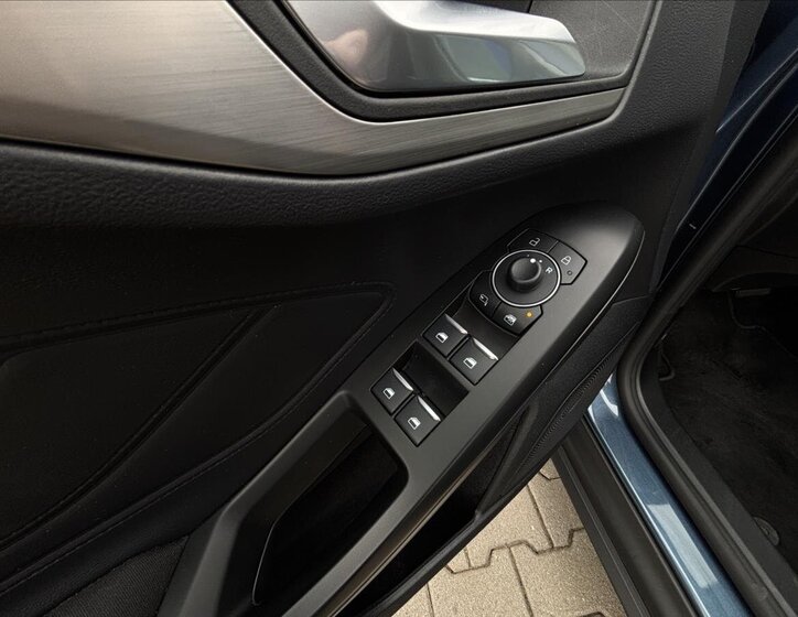 Ford Focus Kombi 999,0 114 kw