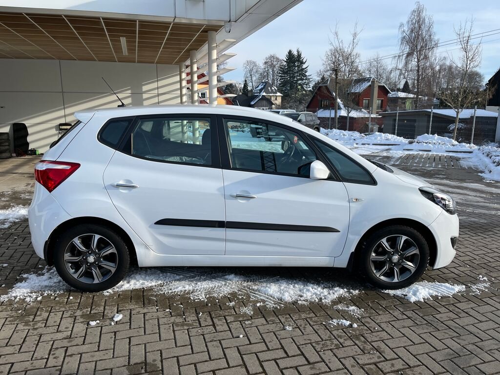 Hyundai ix20 MPV 1,6 l 92 kw
