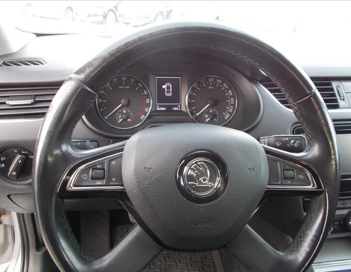 Škoda Octavia 24