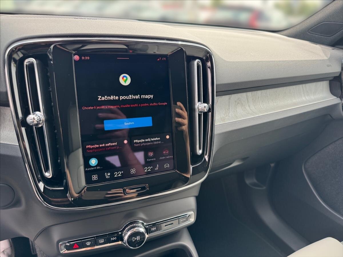 Volvo EX40 SUV 0,0 185 kw