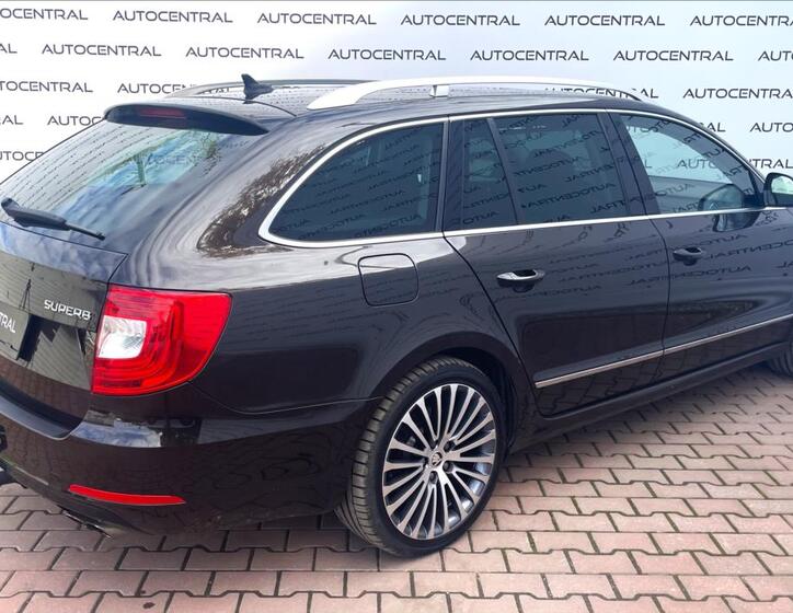 Škoda Superb 5