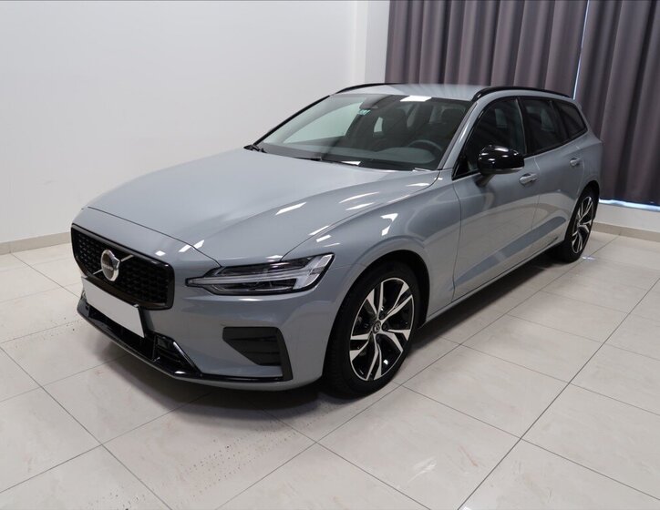 Volvo V60 Kombi 2,0 l 145 kw