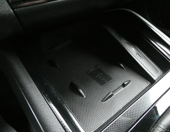 Škoda Scala Hatchback 1,5 l 110 kw