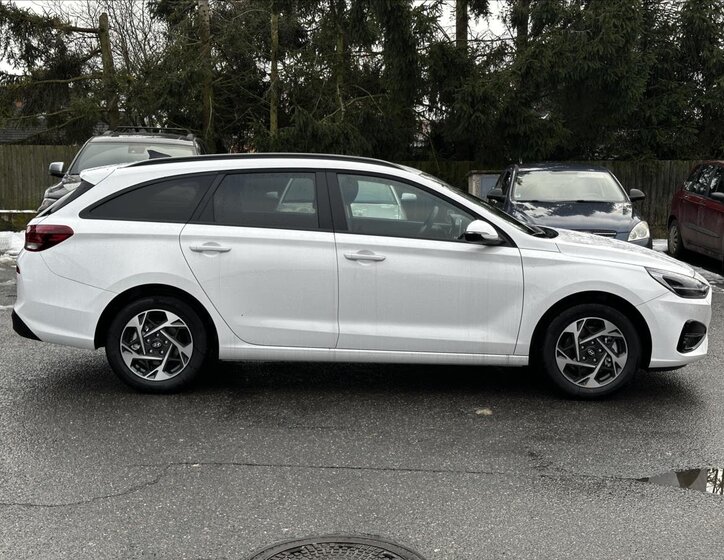 Hyundai i30 Kombi 1,5 l 70 kw