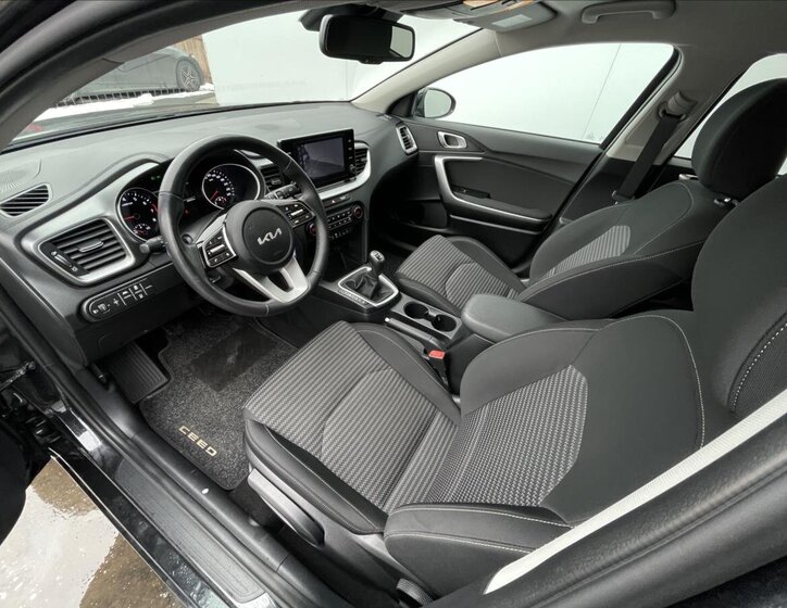 KIA Ceed Hatchback 998,0 74 kw