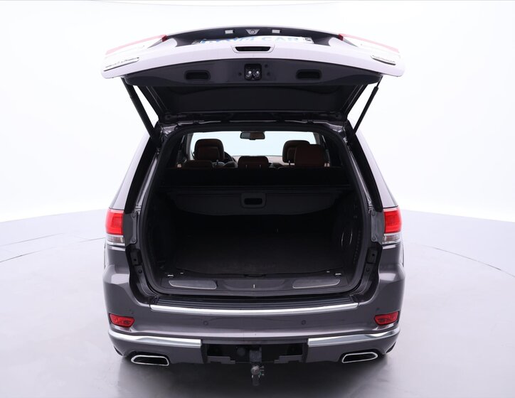 Jeep Grand Cherokee 9