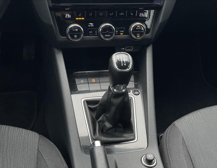 Škoda Octavia Kombi 1,6 l 85 kw