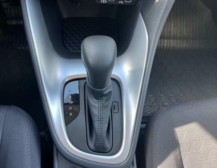 Toyota Yaris Hatchback 1,5 l 68 kw